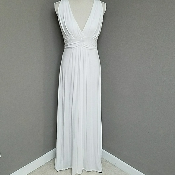 Iman Dresses & Skirts - Iman Global Chic White Maxi Goddess Dress